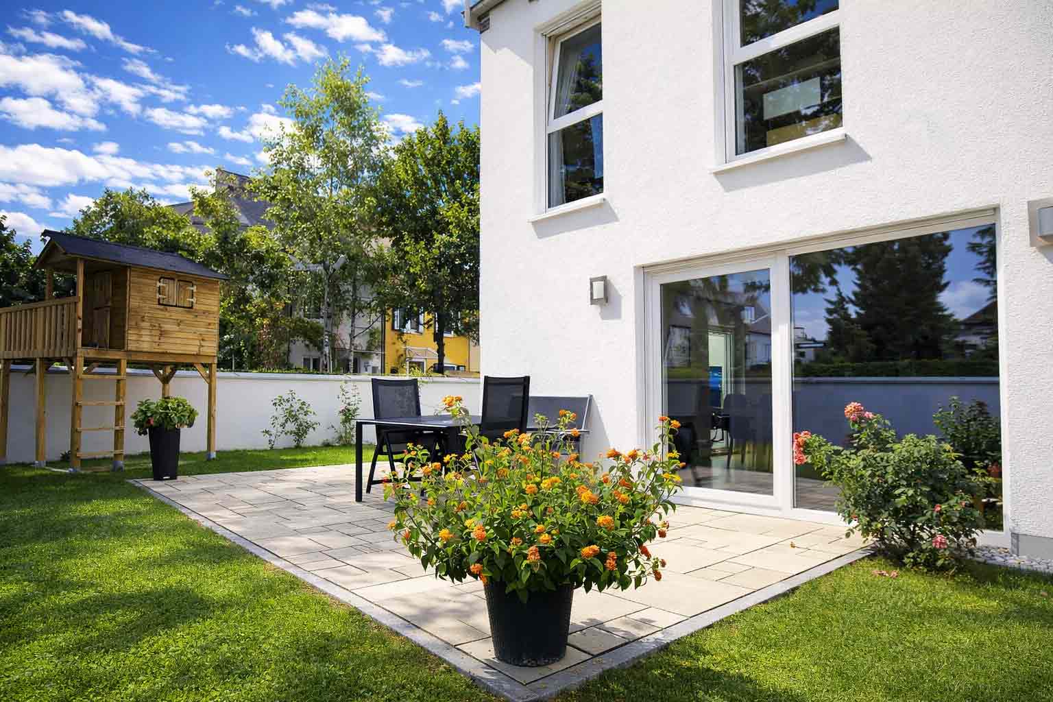 einfamilienhaus muenchen laim terrasse essbereich saranada immobilien prause freitag 2