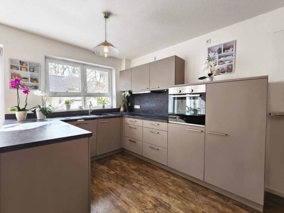 2 zimmer wohnung untermeitingen kueche